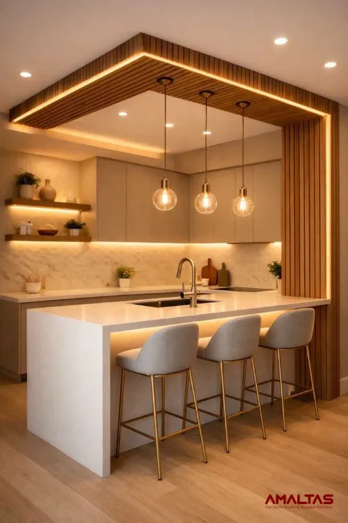 Breakfast Counter in Kitchen