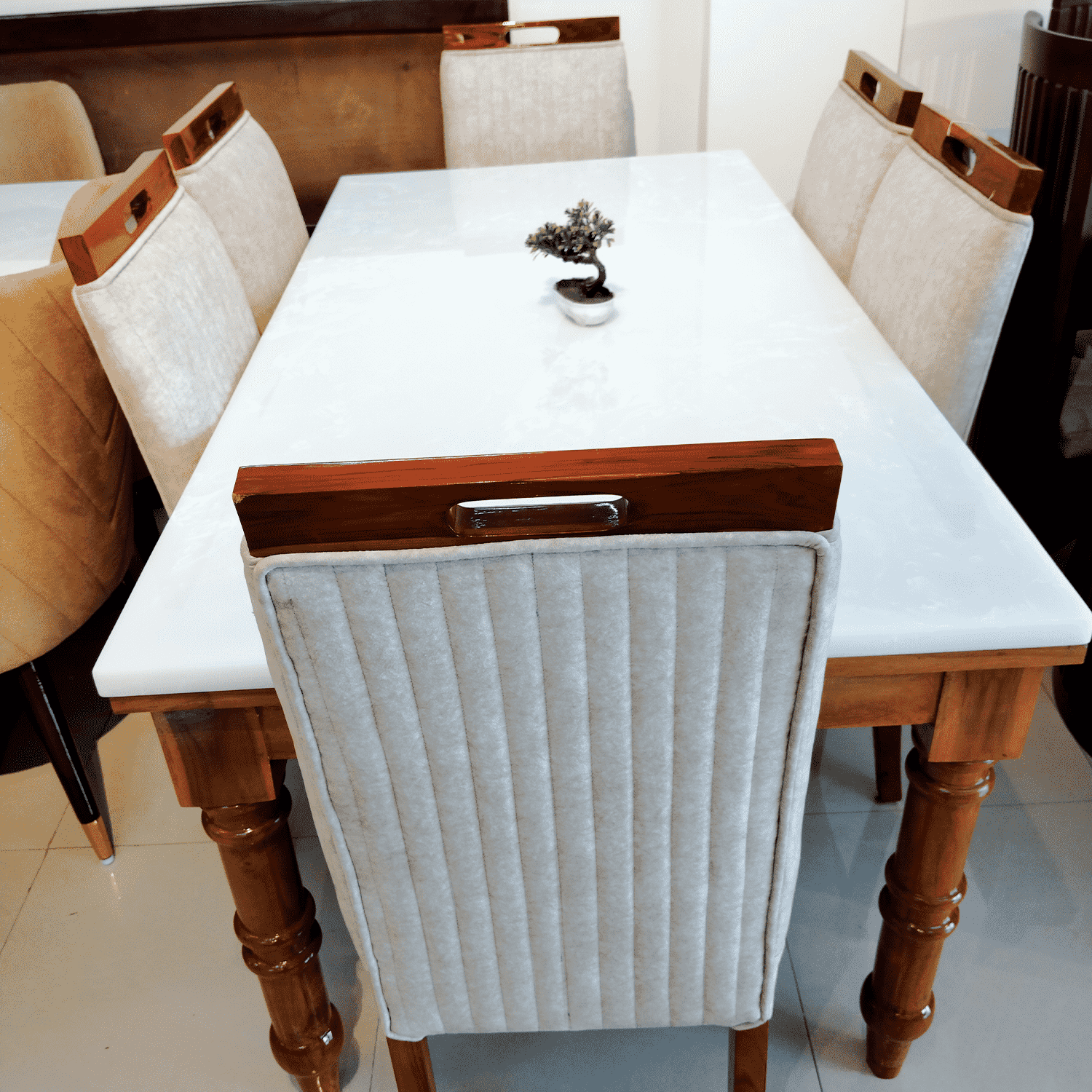 Amaltas Crown Onyx Marble top Dining Set